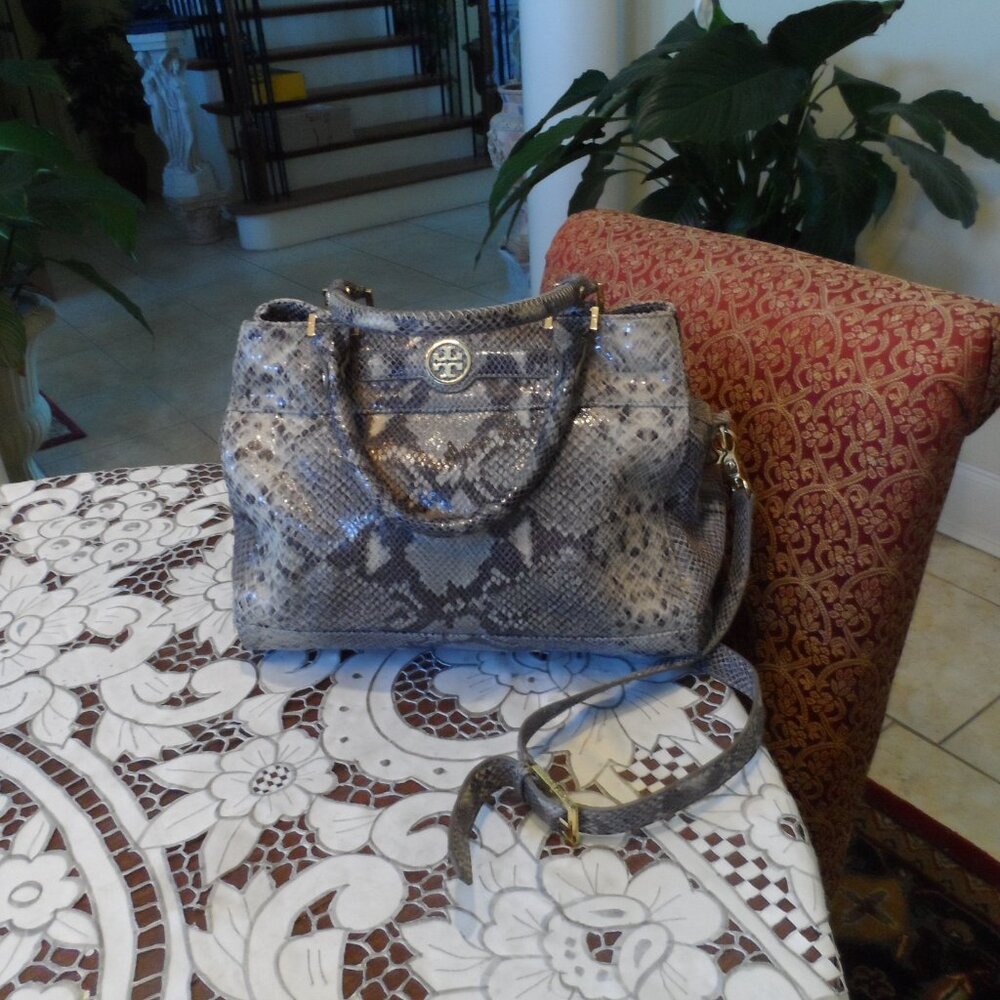 Tory Burch Gray Python Embosed Leather Shoulder B… - image 3